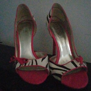 Guess zebra print shoes